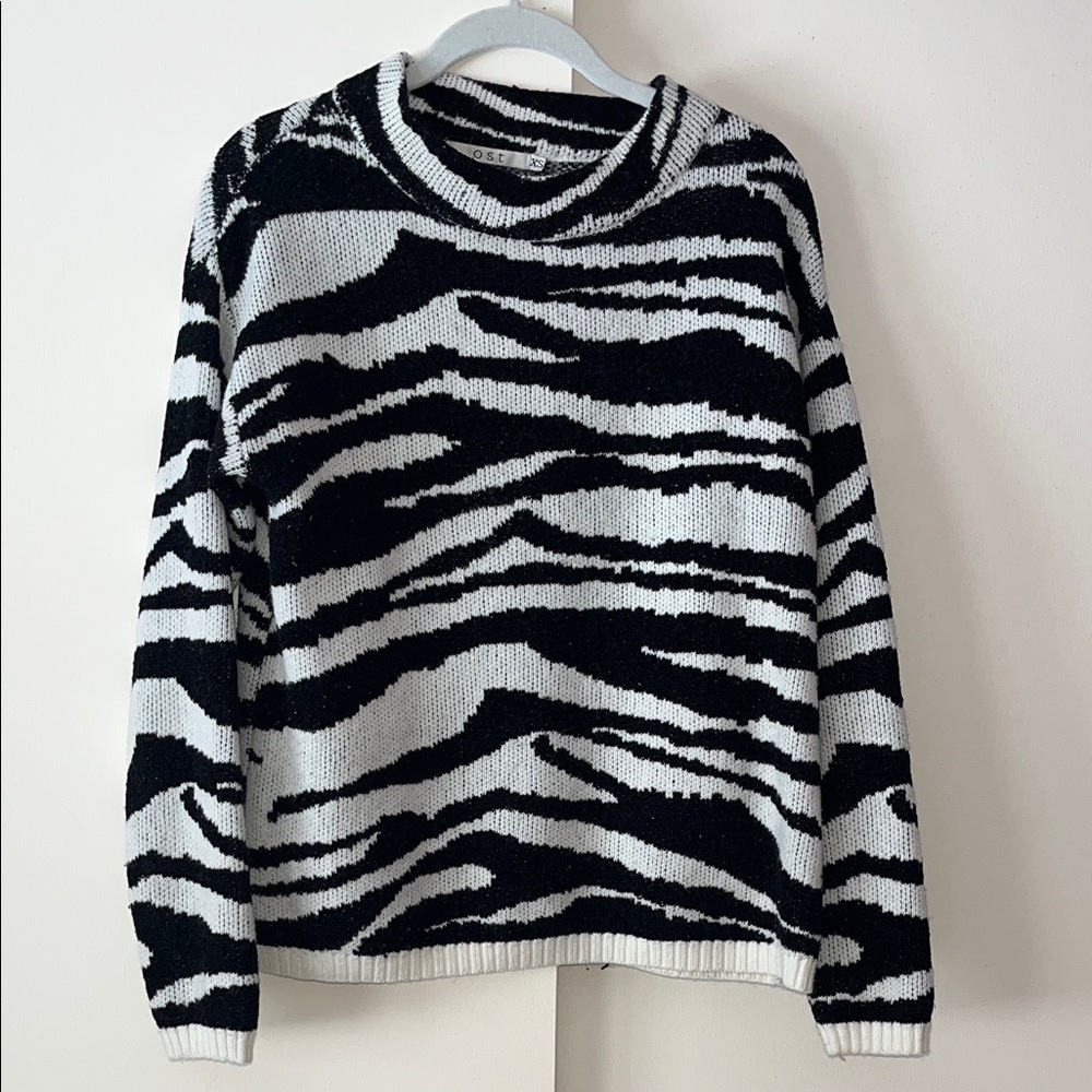Ost Sweater, Size XS